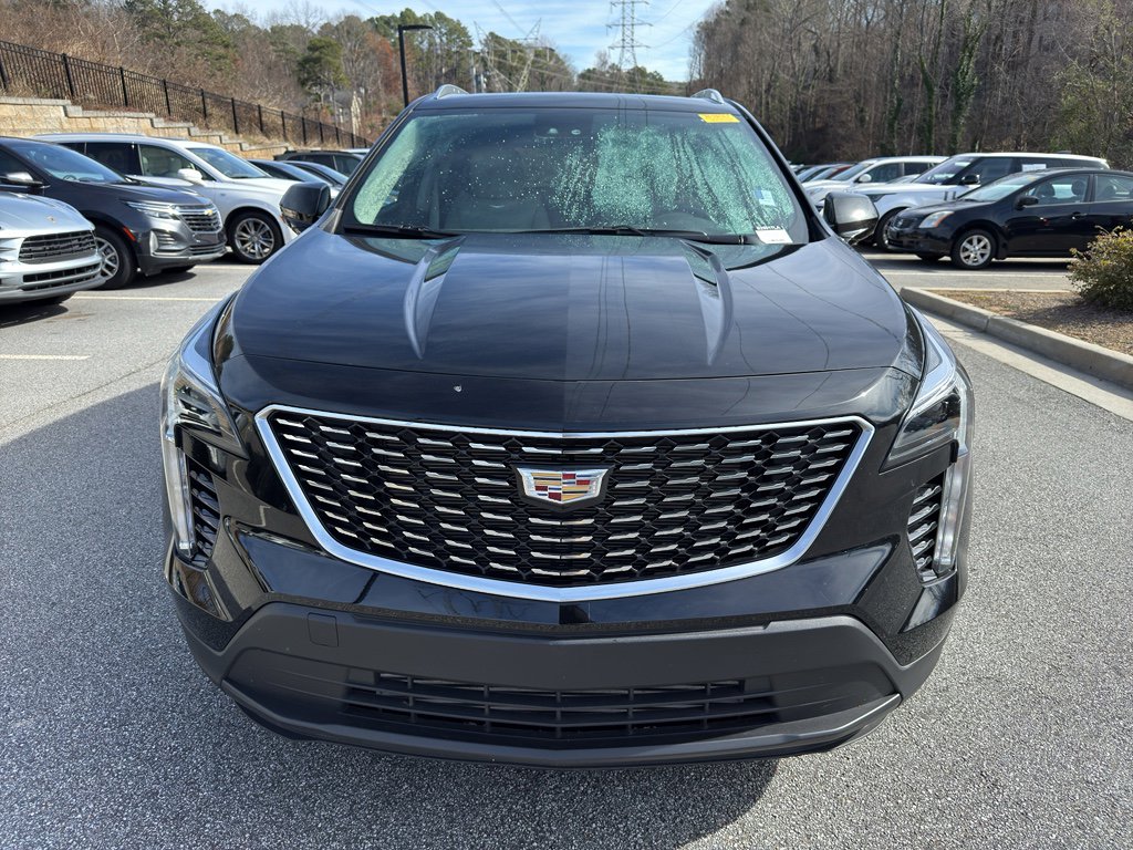 Used 2023 Cadillac XT4 Luxury image 2