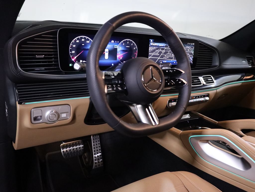 Used 2026 Mercedes-Benz GLS 580 4MATIC image 36