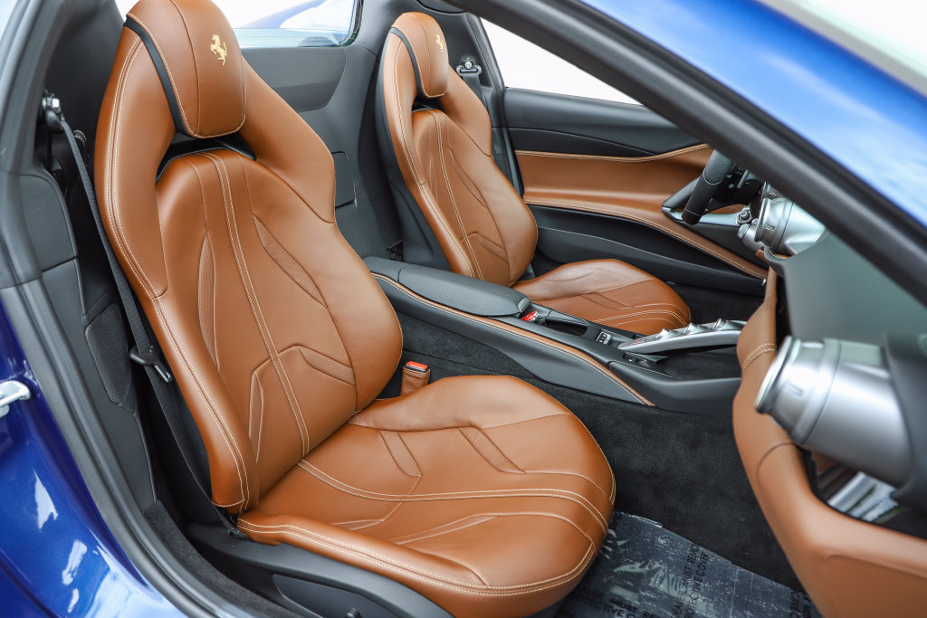 Used 2021 Ferrari 812 GTS RWD image 23