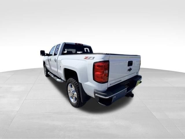 Used 2017 Chevrolet Silverado 2500 LTZ w/ Vortec Plus Package AWD/4WD image 4