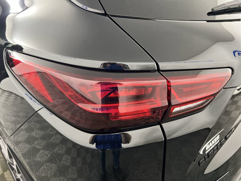 Used 2025 Chevrolet Blazer RS w/ Enhanced Convenience Package AWD/4WD image 37