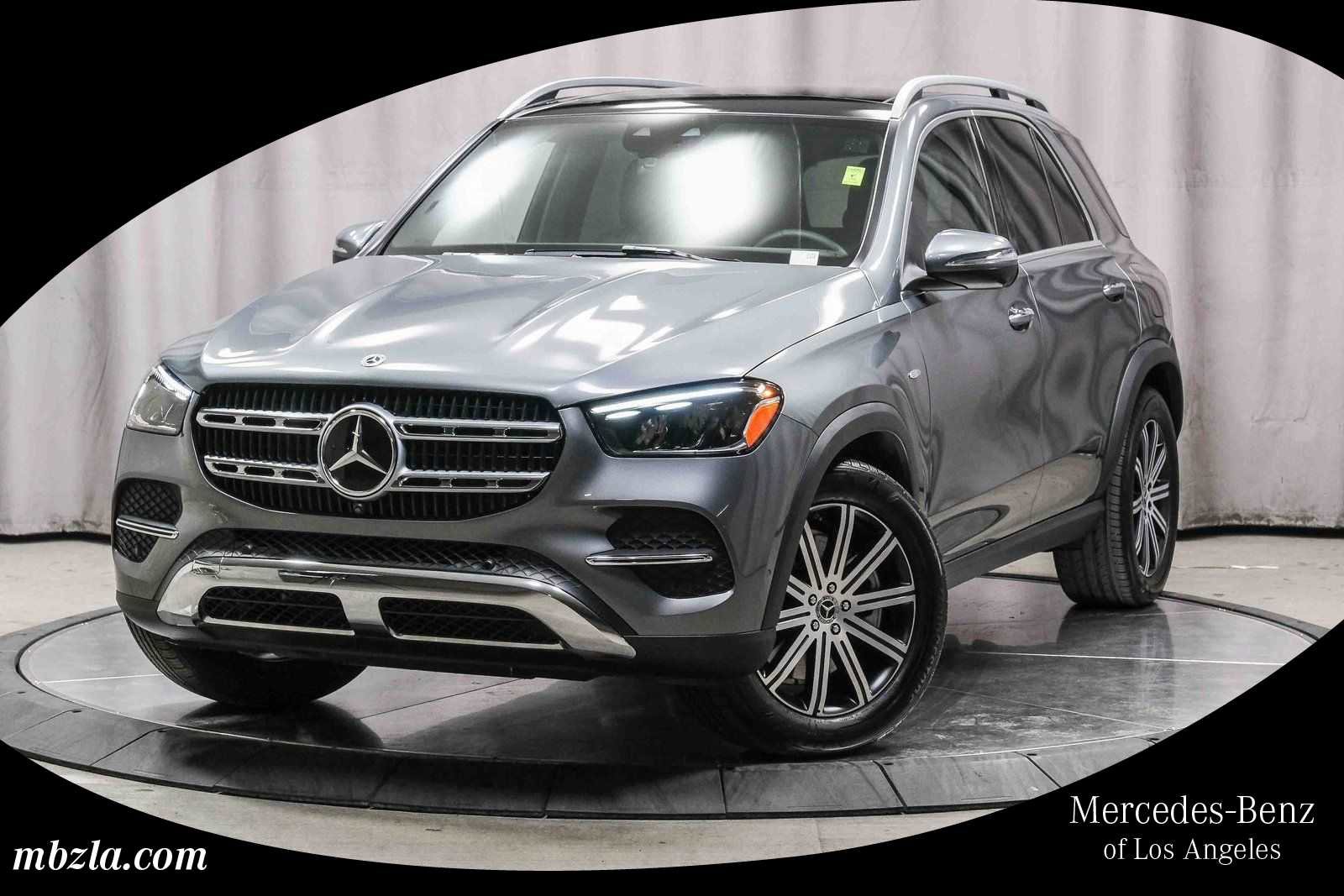 Used 2025 Mercedes-Benz GLE 450e 4MATIC image 1