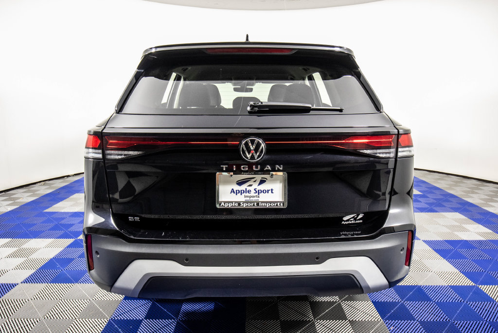 Used 2026 Volkswagen Tiguan SE FWD image 6