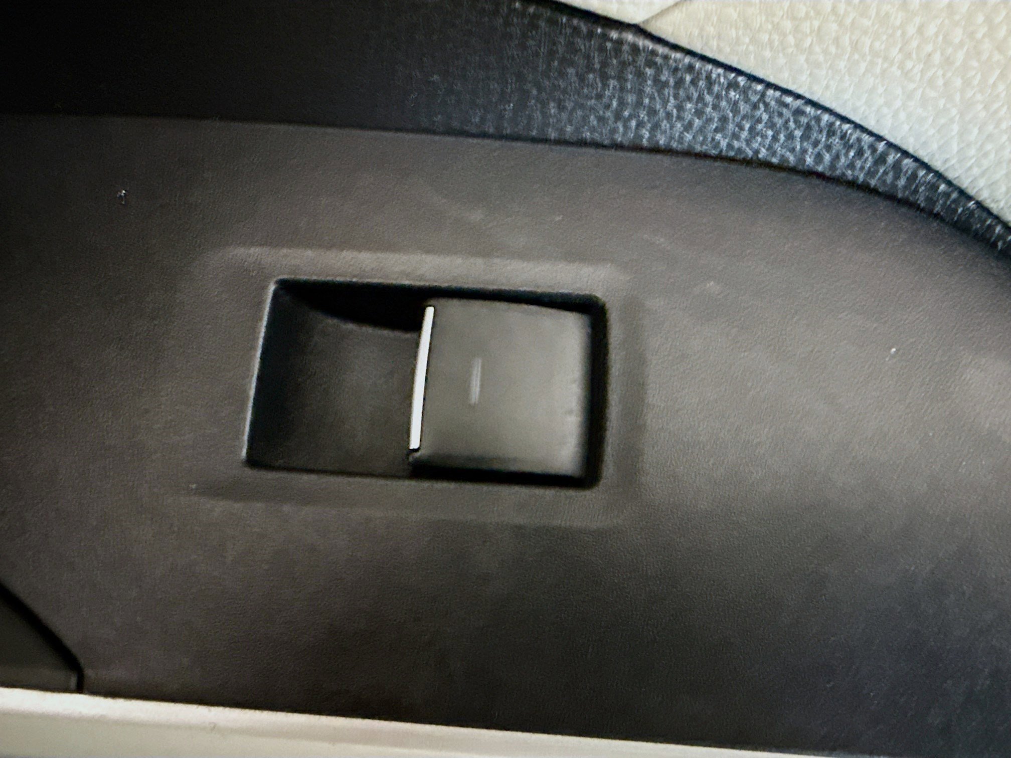 Used 2022 Toyota RAV4 XLE image 31