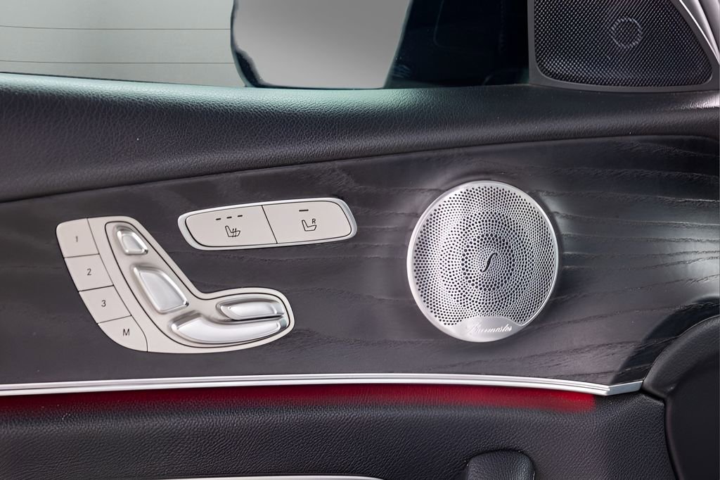 Used 2020 Mercedes-Benz E 350 Sedan image 37