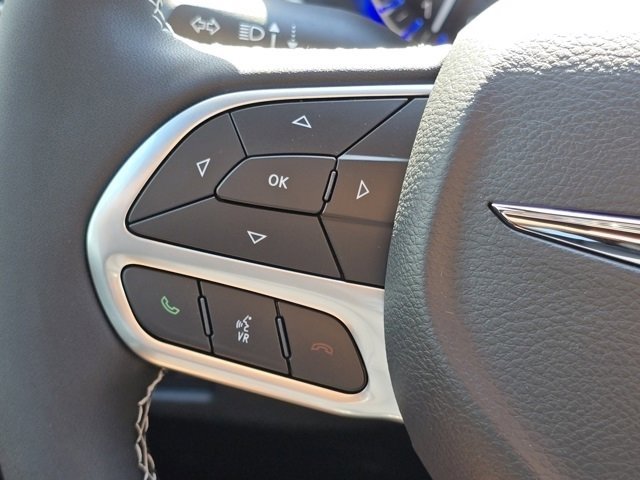New 2026 Chrysler Pacifica Select image 15