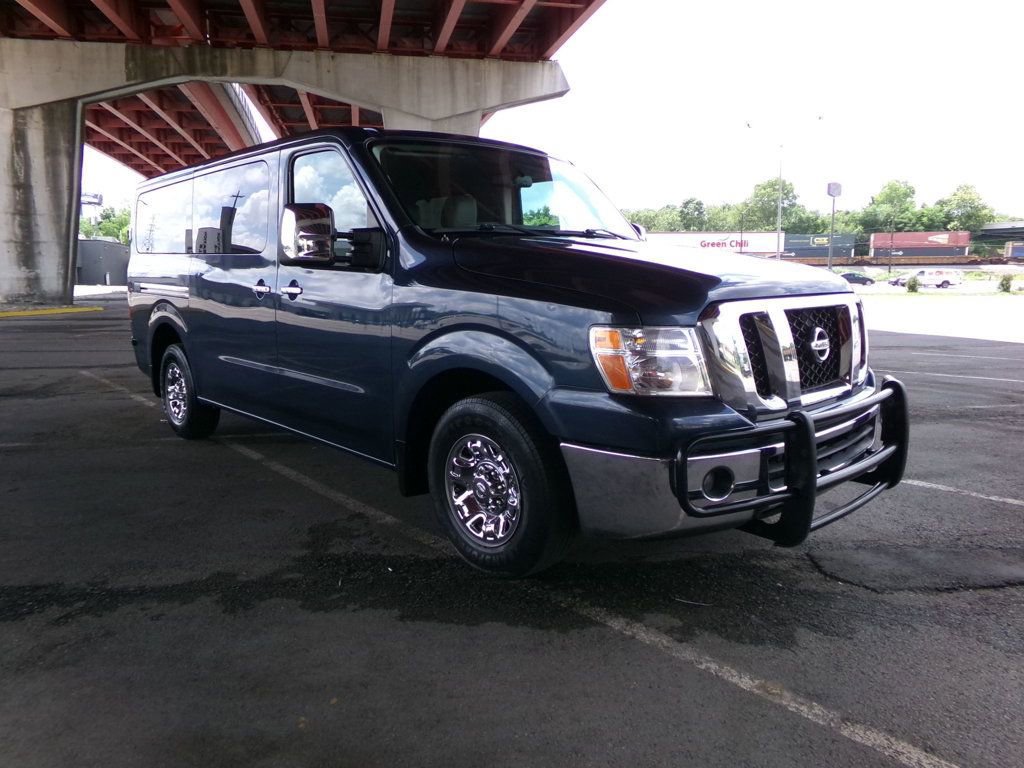 Used 2018 Nissan NV 3500 SL RWD image 4