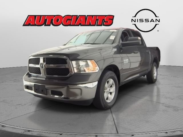Used 2023 RAM 1500 Classic SLT w/ Trailer & Traction Group image 2