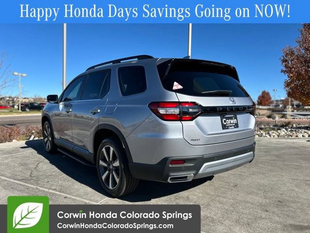 New 2025 Honda Pilot Touring image 7