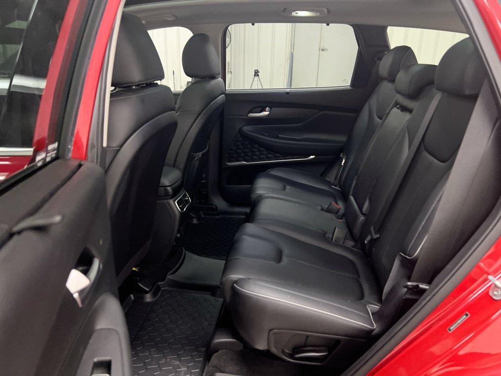 Used 2021 Hyundai Santa Fe SEL w/ Convenience + Premium Package AWD/4WD image 24