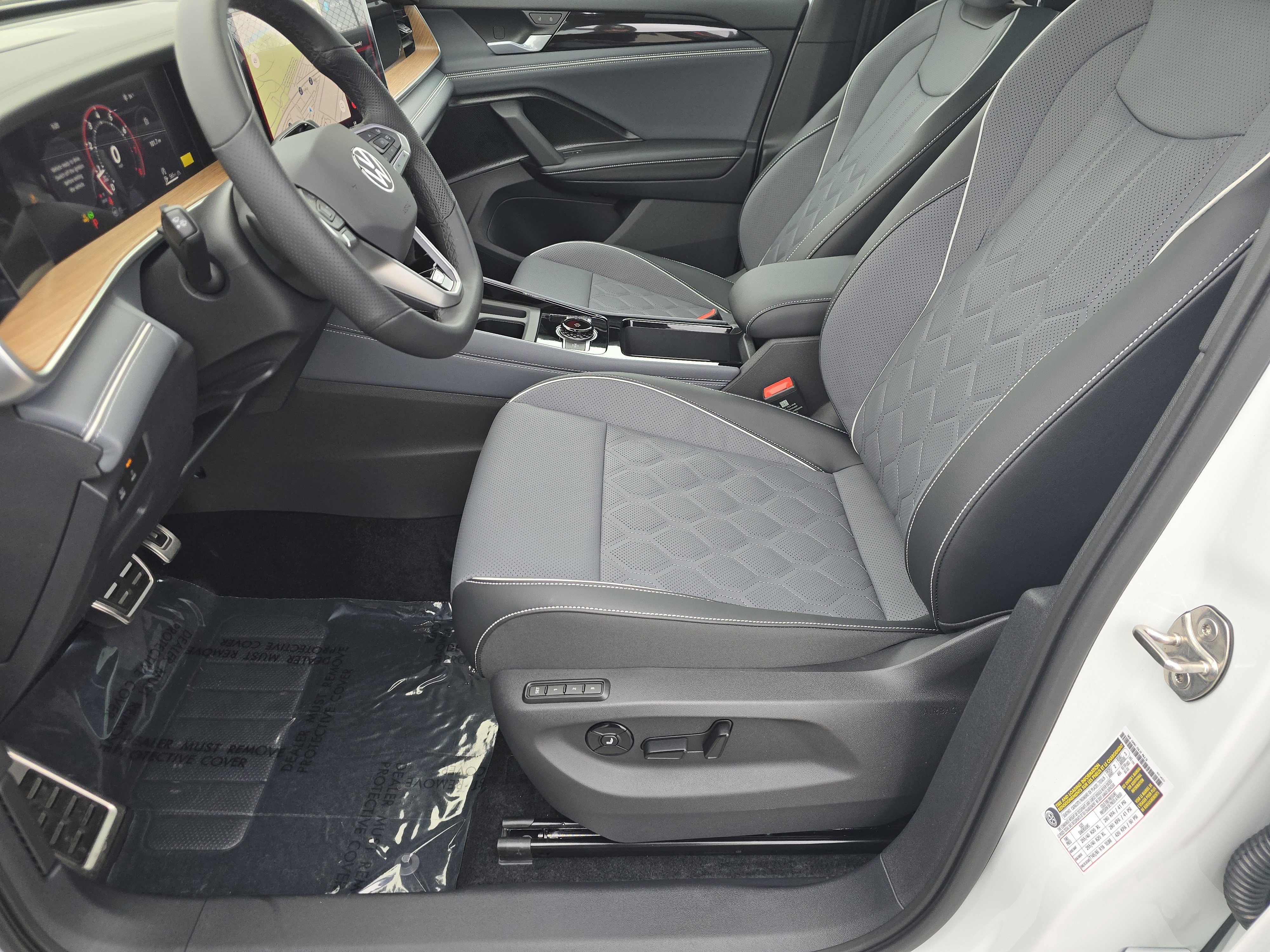 New 2026 Volkswagen Tiguan SEL R-Line image 20