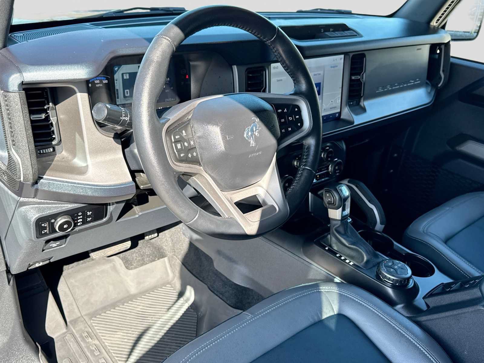 Used 2023 Ford Bronco Outer Banks AWD/4WD video 2