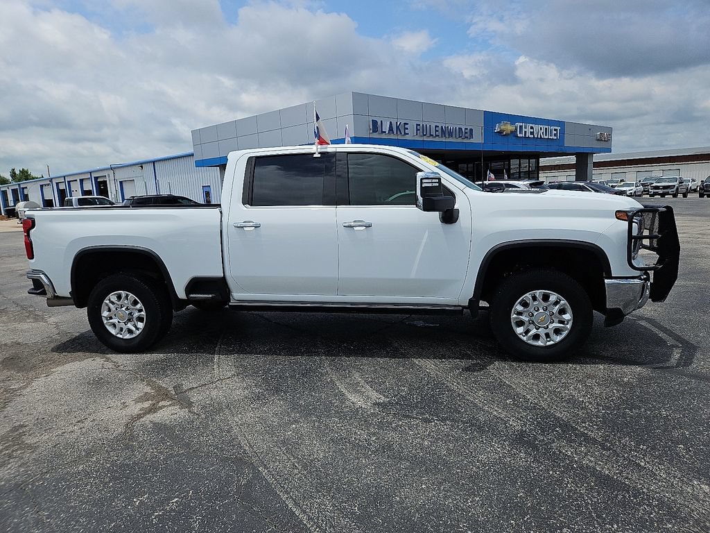 Used 2024 Chevrolet Silverado 2500 LTZ w/ LTZ Premium Texas Edition AWD/4WD image 9
