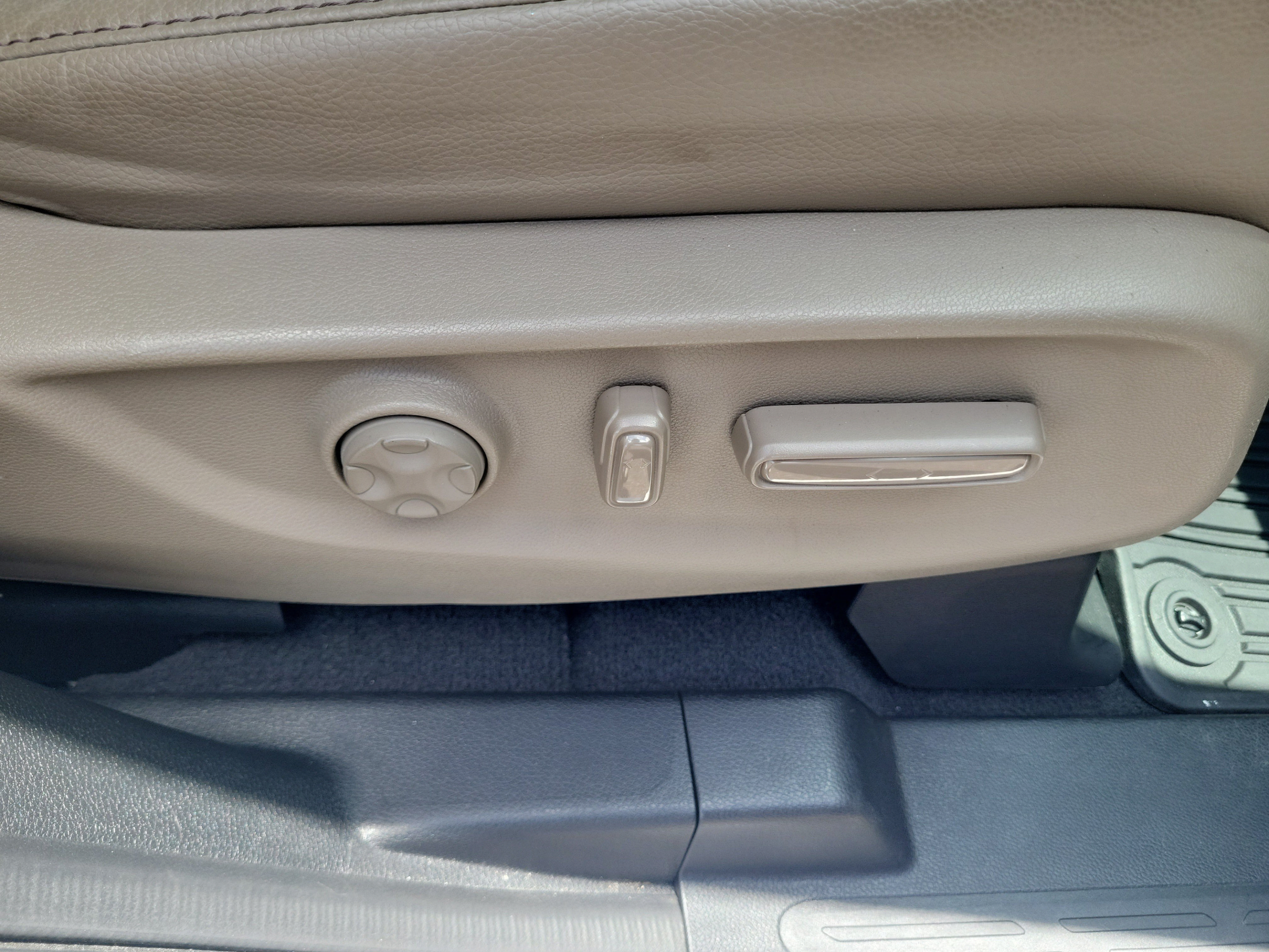 Certified 2021 Honda Odyssey Touring image 20