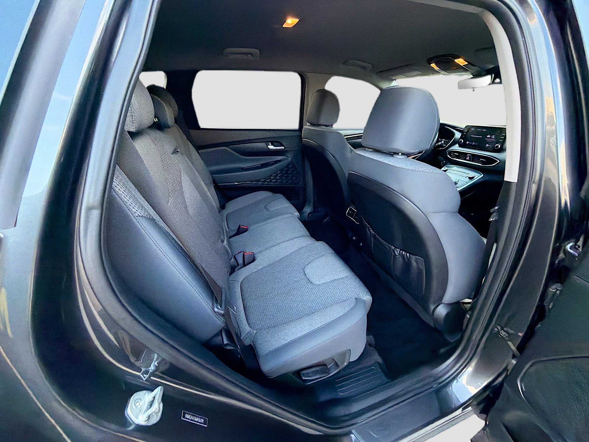 Used 2021 Hyundai Santa Fe SEL w/ Cargo Package image 28