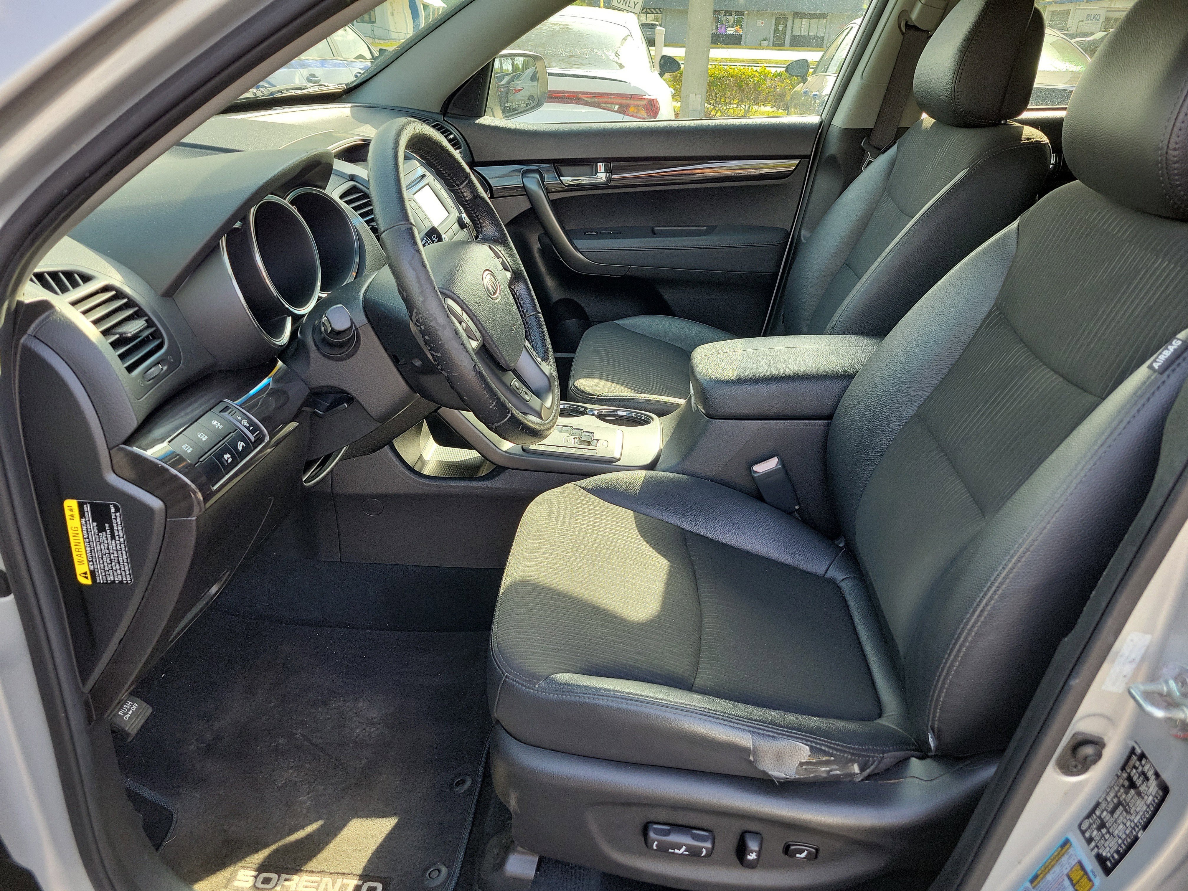 Used 2012 Kia Sorento EX image 21