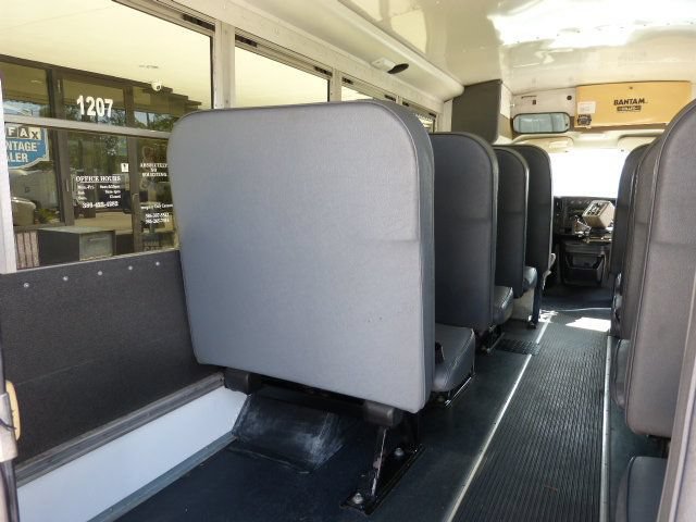 Used 2007 Chevrolet Express 3500 w/ School Bus Package RWD image 16