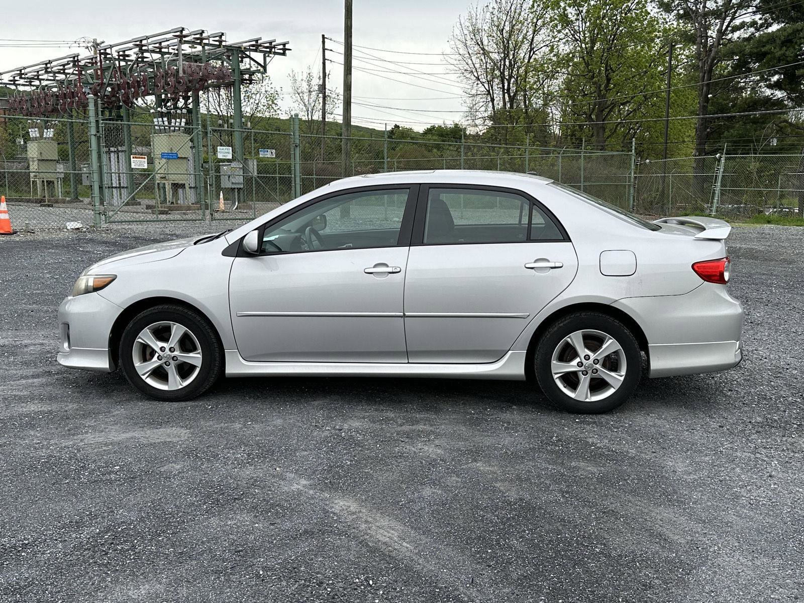 Used 2011 Toyota Corolla S FWD image 5