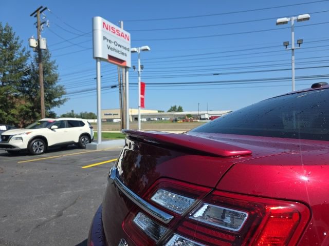 Used 2014 Ford Taurus SHO w/ Equipment Group 401A AWD/4WD image 13