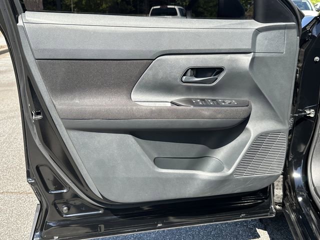 Certified 2025 Nissan Kicks S AWD/4WD image 12