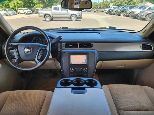 Used 2008 Chevrolet Suburban LS w/ Skid Plate Package AWD/4WD image 20