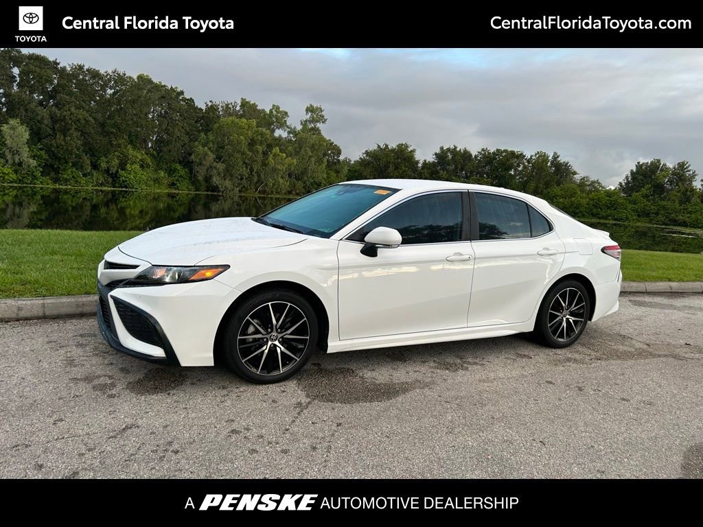 Used 2023 Toyota Camry SE