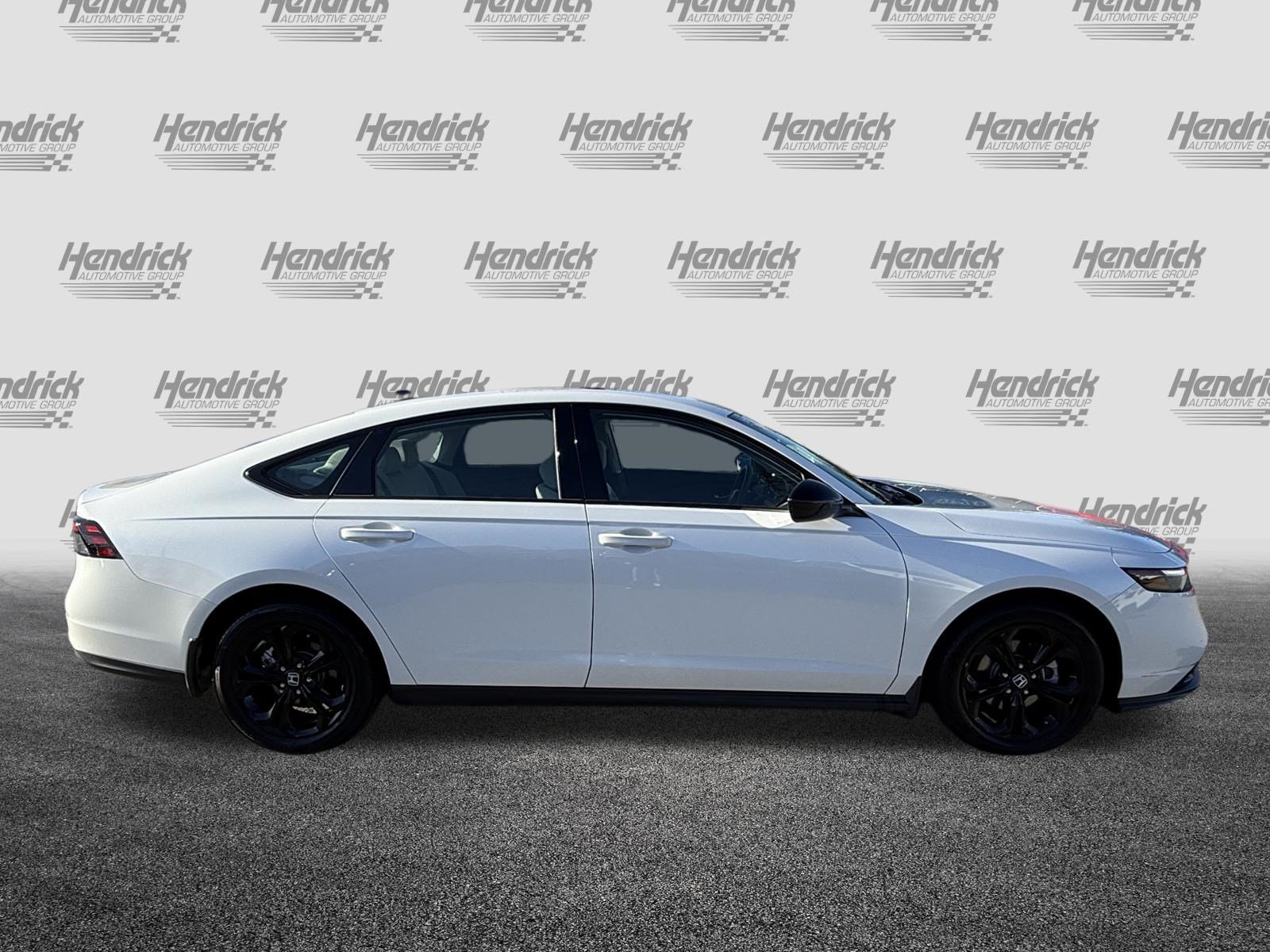 Used 2025 Honda Accord SE image 11