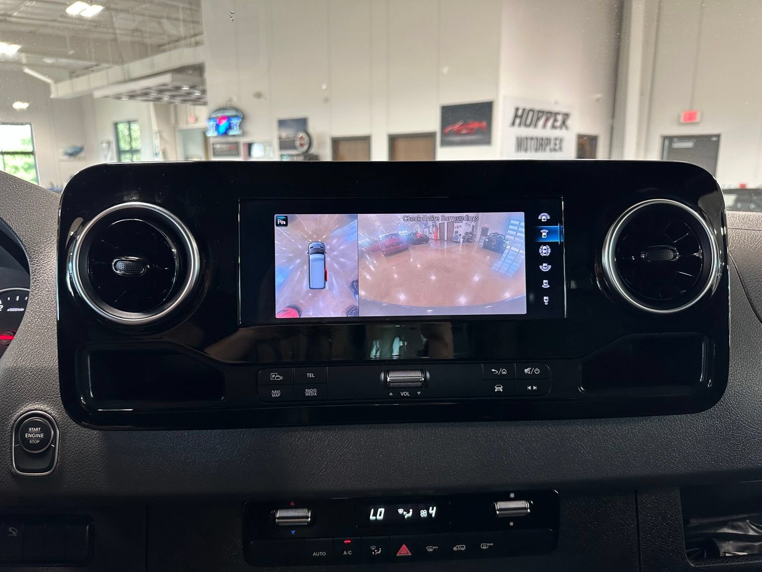 Used 2021 Mercedes-Benz Sprinter 2500 image 29