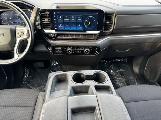 Used 2024 Chevrolet Silverado 1500 RST image 2