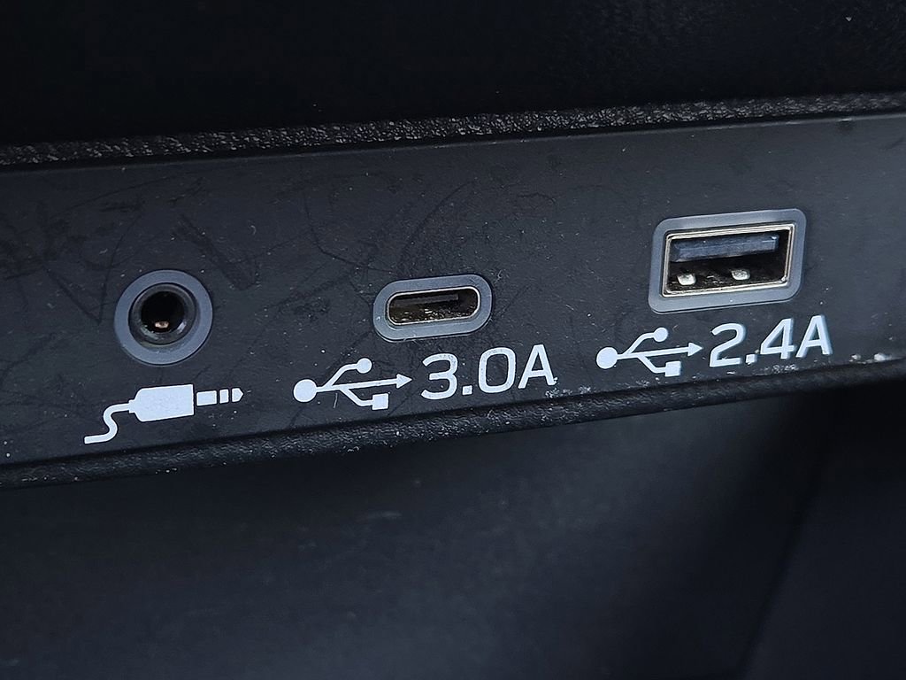 Certified 2025 Subaru Forester Premium image 16