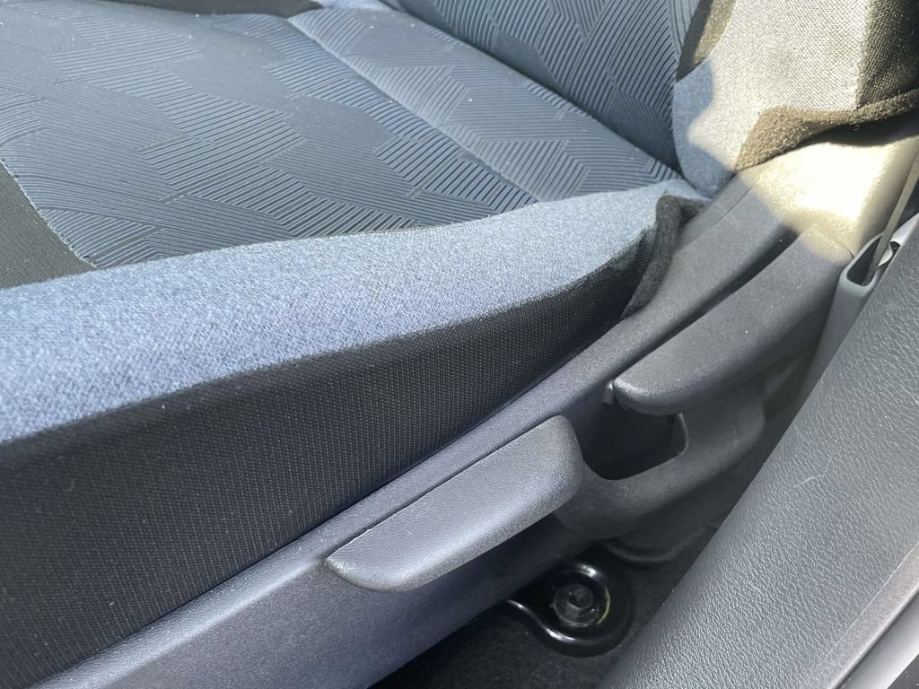 Used 2025 Nissan Versa SV FWD image 16