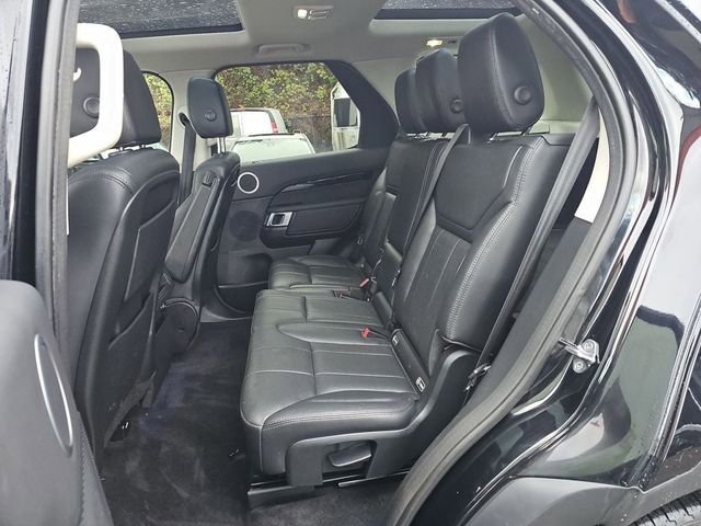 Used 2019 Land Rover Discovery SE AWD/4WD image 10