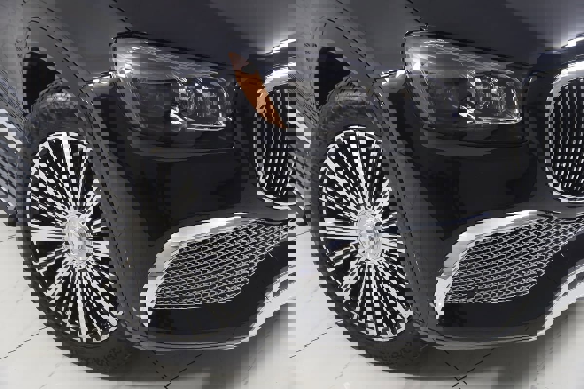 Used 2022 Mercedes-Benz Maybach GLS 600 4MATIC image 28