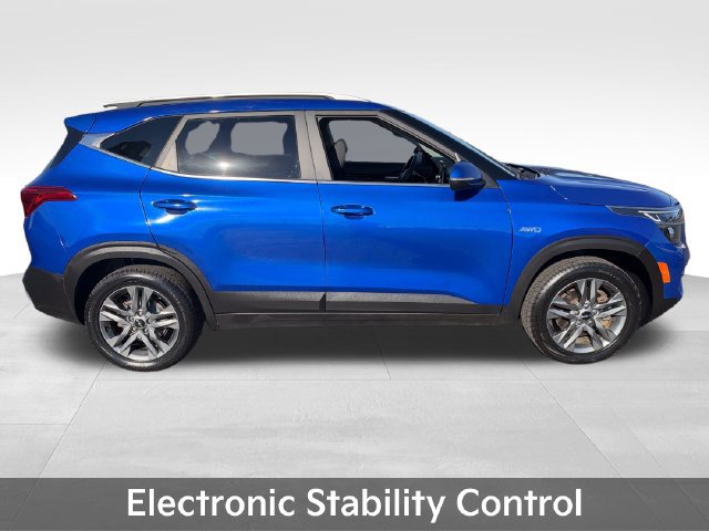 Used 2023 Kia Seltos S AWD/4WD image 9