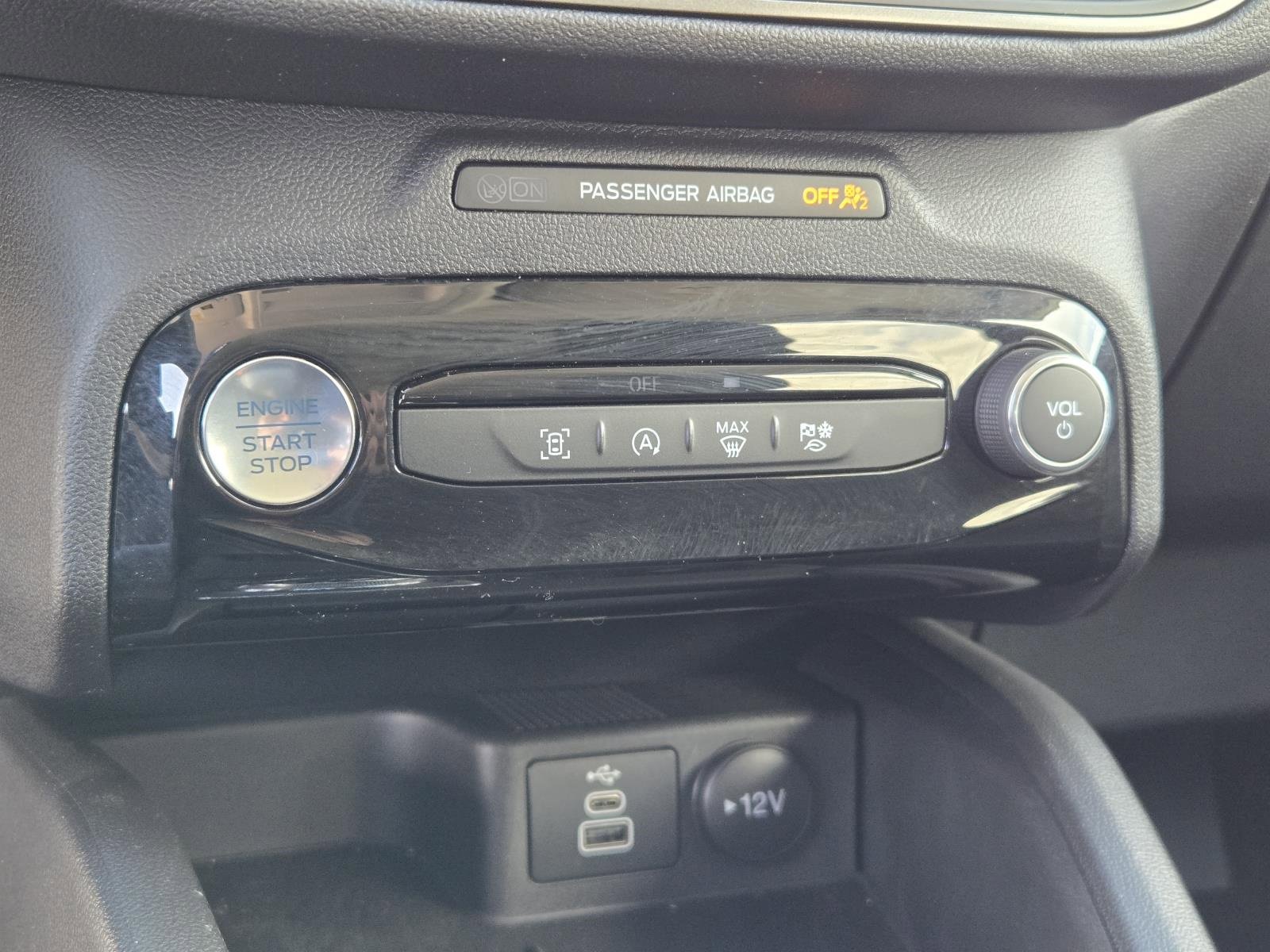 Used 2025 Ford Escape Active w/ Tech Pack #1 image 13