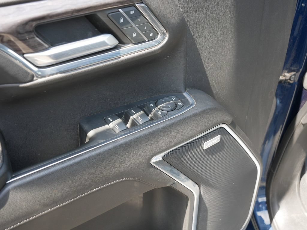 Used 2023 Chevrolet Silverado 1500 LTZ AWD/4WD image 14