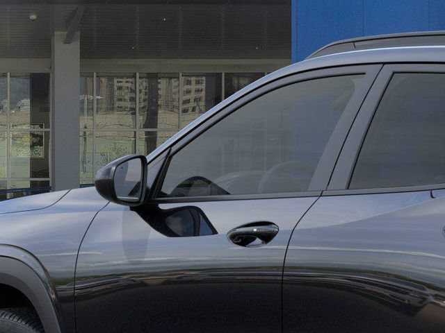 New 2026 Chevrolet Trax LT w/ Driver Confidence Package FWD image 12