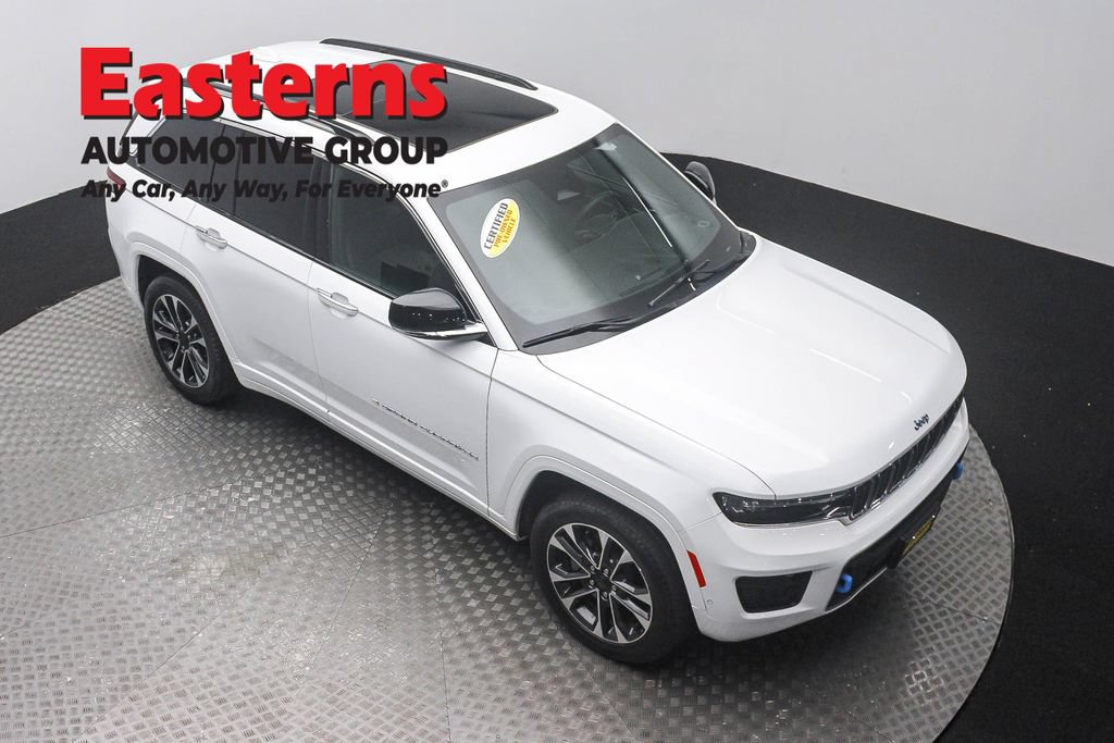 Used 2022 Jeep Grand Cherokee Overland AWD/4WD image 3