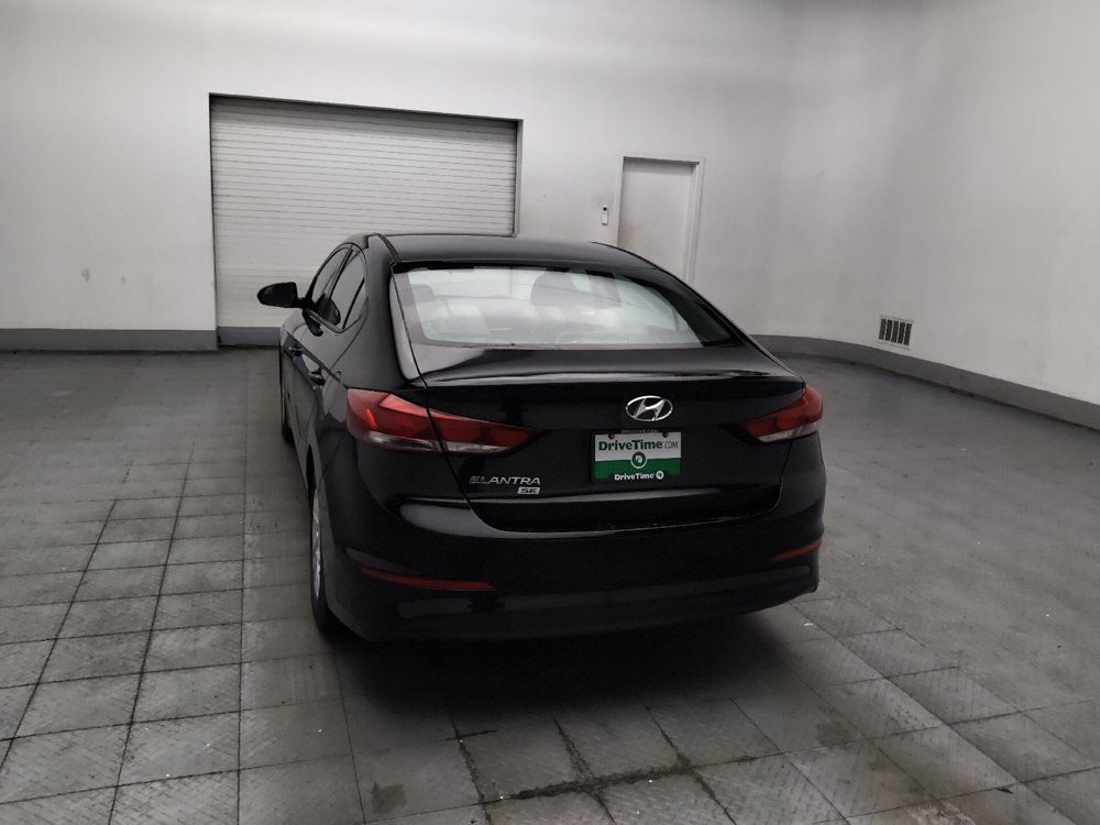 Used 2018 Hyundai Elantra SE w/ Cargo Package FWD image 6