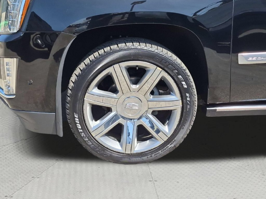 Used 2019 Cadillac Escalade ESV Premium Luxury AWD/4WD image 34