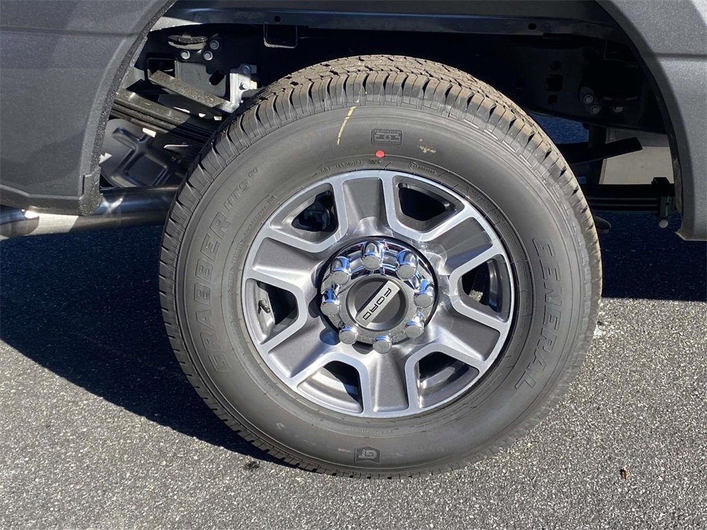 New 2026 Ford F350 Lariat image 7