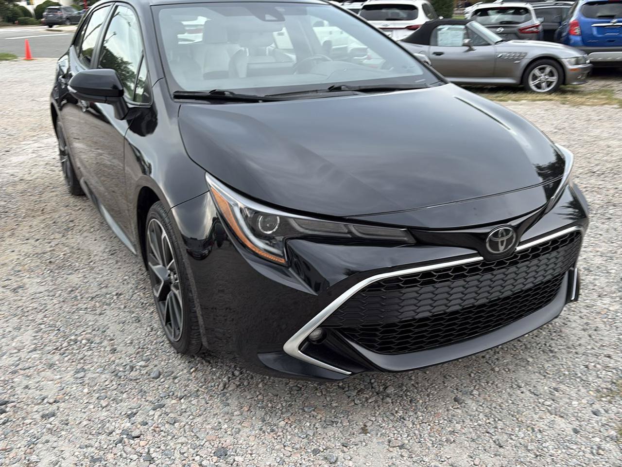 Used 2022 Toyota Corolla XSE FWD image 4