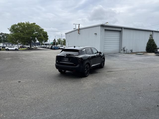 New 2026 Nissan Kicks SR FWD image 5