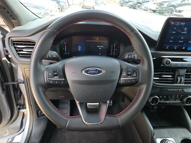 Used 2024 Ford Escape ST-Line image 17