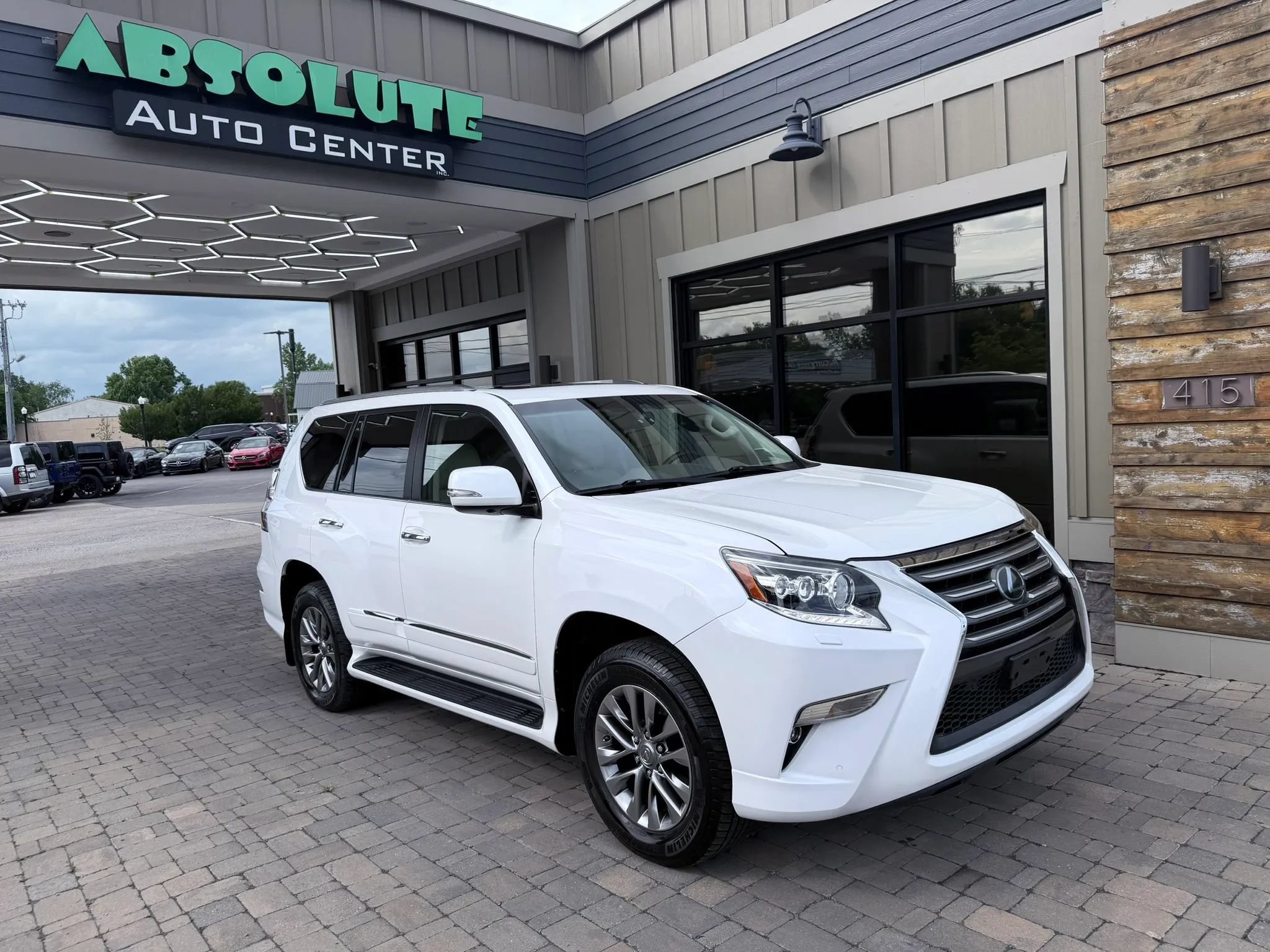 Used 2017 Lexus GX 460 Luxury AWD/4WD image 1