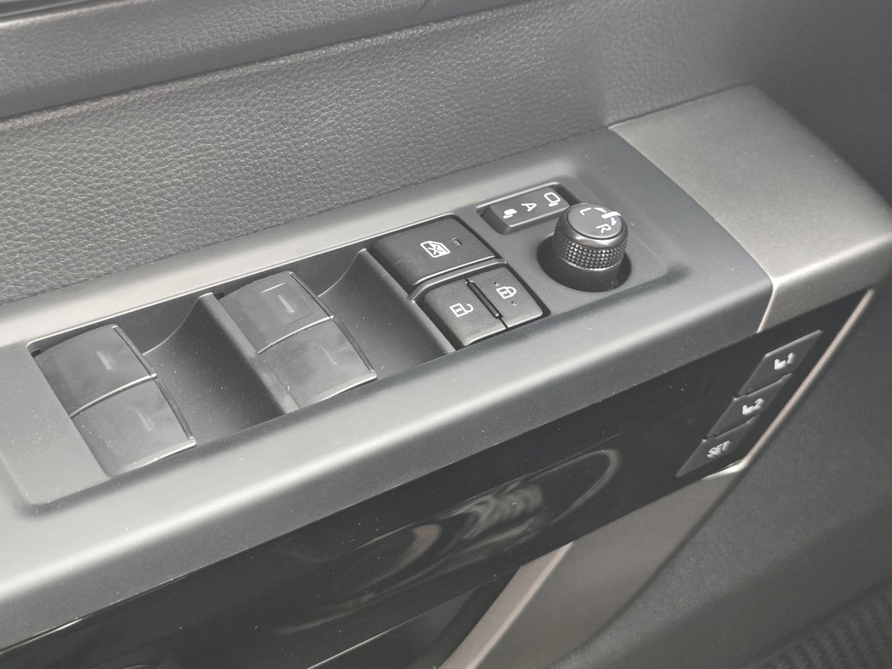 New 2026 Toyota Tundra Limited image 26