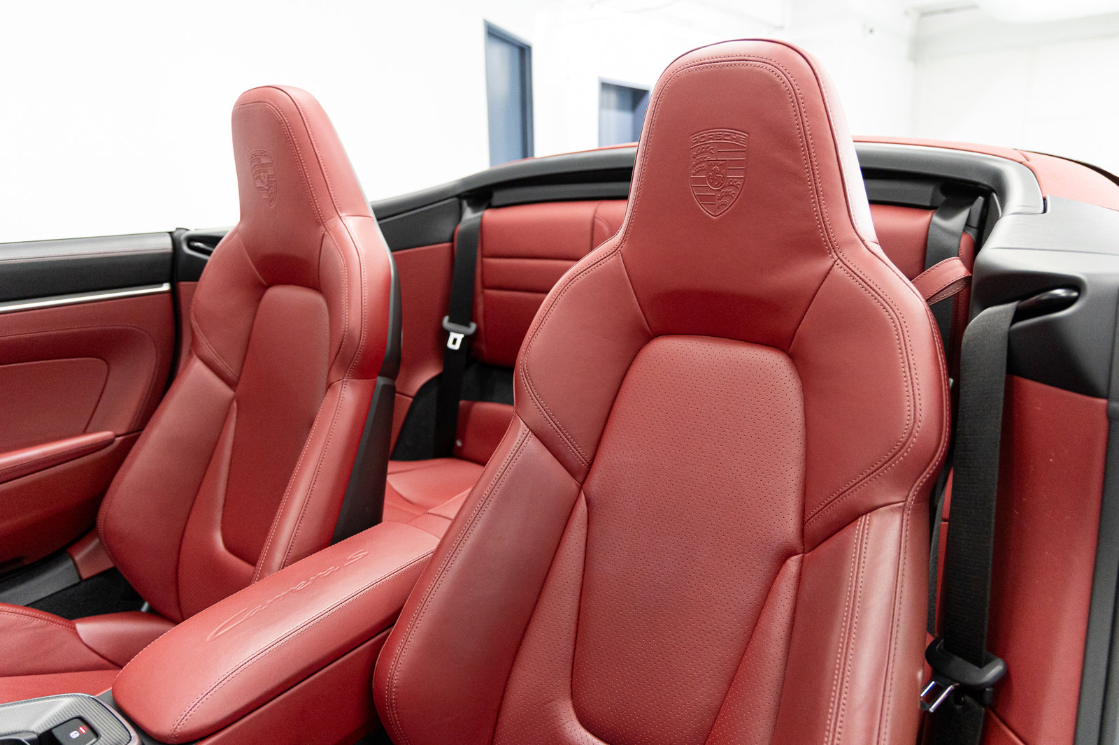 Used 2023 Porsche 911 Carrera S RWD image 34