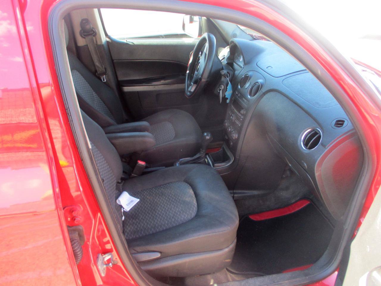 Used 2011 Chevrolet HHR LS FWD image 7
