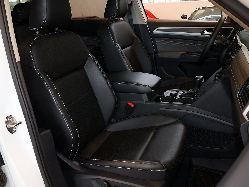 Used 2023 Volkswagen Atlas SEL image 19