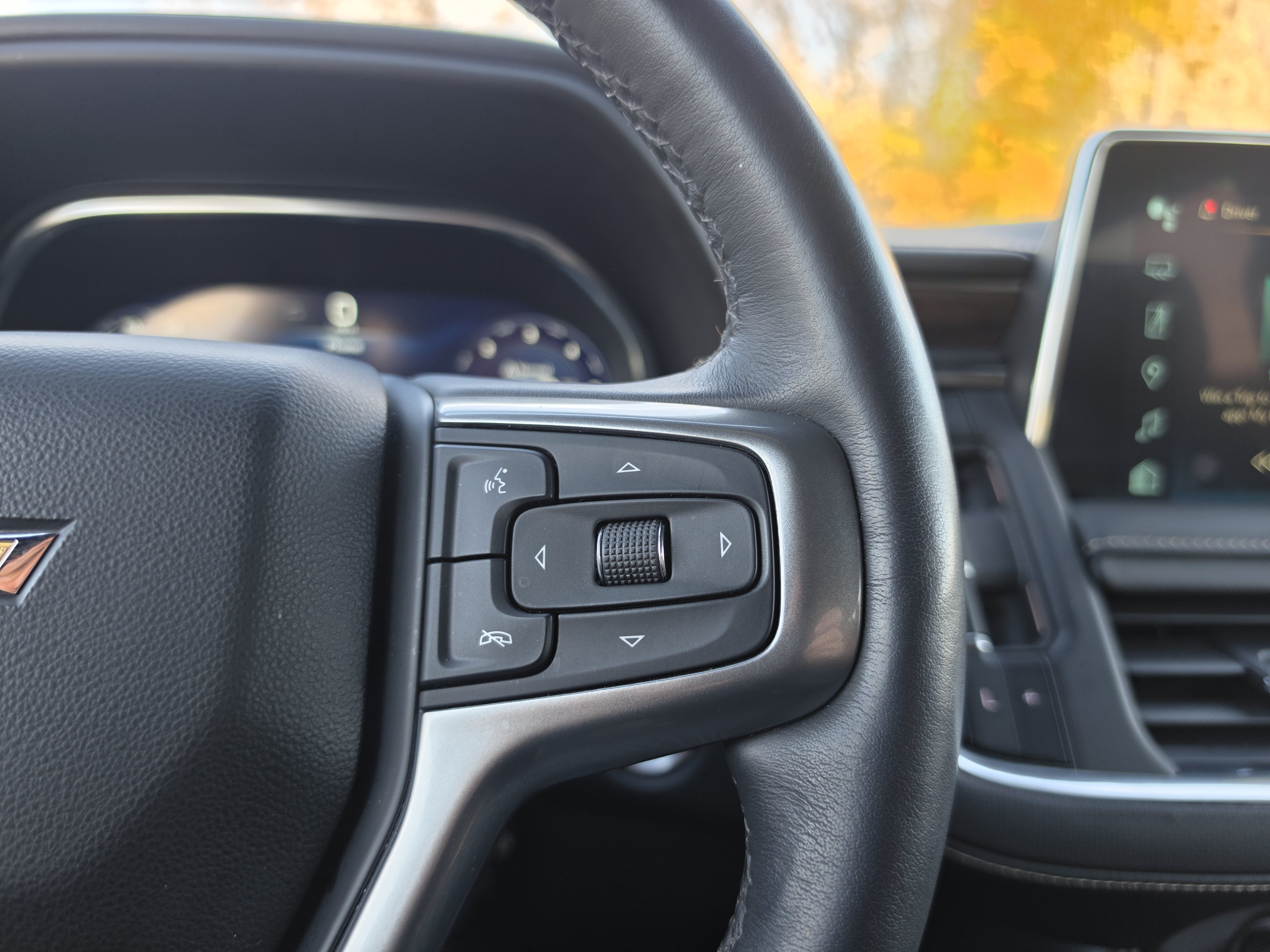 Used 2024 Chevrolet Tahoe Premier w/ Advanced Technology Package AWD/4WD image 24